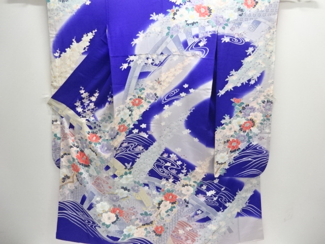 JAPANESE KIMONO / FURISODE / SILK / CAMELLIA